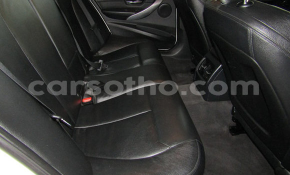 اشتري مستعمل BMW 3–Series White سيارة في Maputsoe في Leribe اشتري مستعمل BMW 3–Series White سيارة في Maputsoe في Leribe