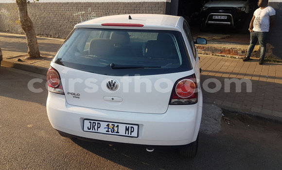 اشتري مستعمل Volkswagen Polo White سيارة في Maputsoe في Leribe اشتري مستعمل Volkswagen Polo White سيارة في Maputsoe في Leribe