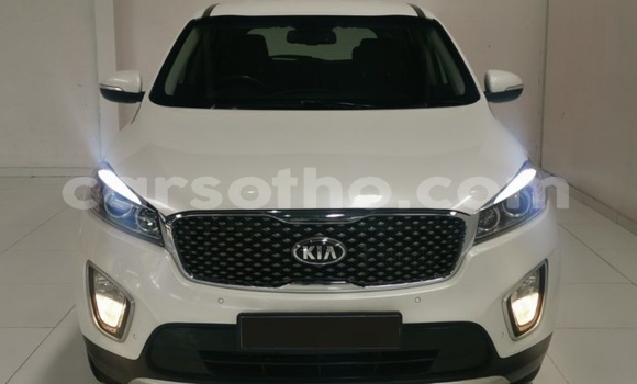 Sayi Na hannu Kia Sorento White Mota in Maseru a Maseru Sayi Na hannu Kia Sorento White Mota in Maseru a Maseru