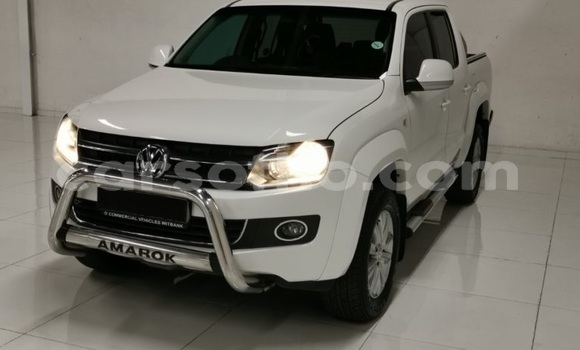Sayi Na hannu Volkswagen Amarok White Mota in Maseru a Maseru Sayi Na hannu Volkswagen Amarok White Mota in Maseru a Maseru