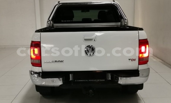 Sayi Na hannu Volkswagen Amarok White Mota in Maseru a Maseru Sayi Na hannu Volkswagen Amarok White Mota in Maseru a Maseru
