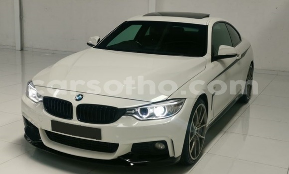 Acheter Occasion Voiture BMW M4 Blanc à Maseru, Maseru Acheter Occasion Voiture BMW M4 Blanc à Maseru, Maseru