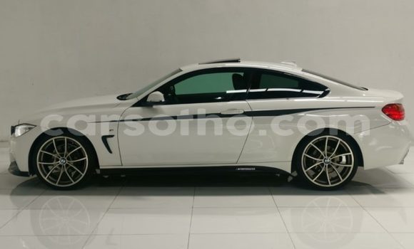 Acheter Occasion Voiture BMW M4 Blanc à Maseru, Maseru Acheter Occasion Voiture BMW M4 Blanc à Maseru, Maseru