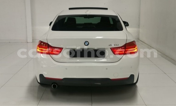 Acheter Occasion Voiture BMW M4 Blanc à Maseru, Maseru Acheter Occasion Voiture BMW M4 Blanc à Maseru, Maseru
