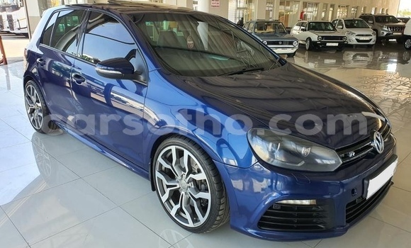 Sayi Na hannu Volkswagen Golf R Blue Mota in Hlotse a Leribe Sayi Na hannu Volkswagen Golf R Blue Mota in Hlotse a Leribe