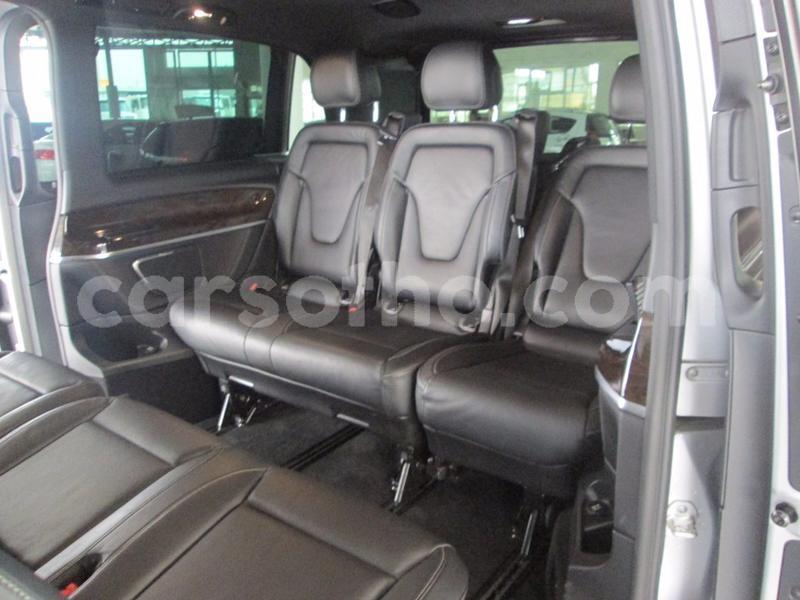 Big with watermark mercedes benz vito leribe hlotse 13504