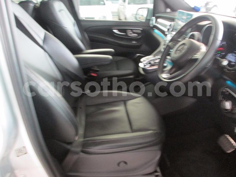 Big with watermark mercedes benz vito leribe hlotse 13504