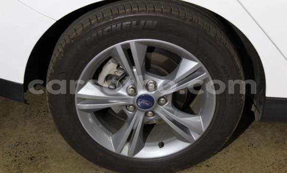 Acheter Occasion Voiture Ford Focus Blanc à Maseru, Maseru Acheter Occasion Voiture Ford Focus Blanc à Maseru, Maseru