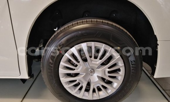 Acheter Occasion Voiture Toyota 4Runner Blanc à Hlotse, Leribe Acheter Occasion Voiture Toyota 4Runner Blanc à Hlotse, Leribe