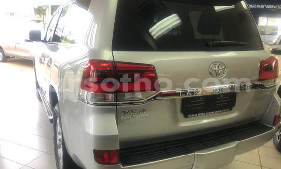 Acheter Occasion Voiture Toyota Land Cruiser Prado Gris à Butha–Buthe, Thaba-Tseka Acheter Occasion Voiture Toyota Land Cruiser Prado Gris à Butha–Buthe, Thaba-Tseka