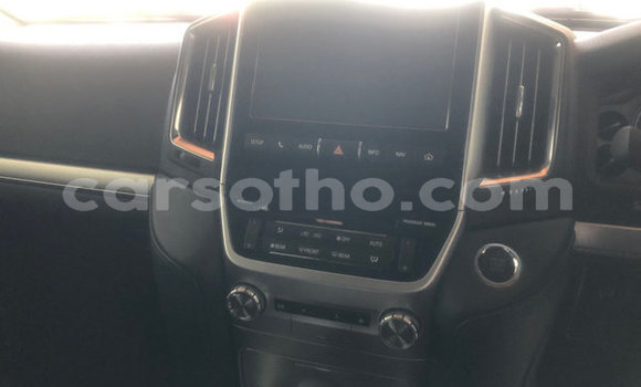 Acheter Occasion Voiture Toyota Land Cruiser Prado Gris à Butha–Buthe, Thaba-Tseka Acheter Occasion Voiture Toyota Land Cruiser Prado Gris à Butha–Buthe, Thaba-Tseka