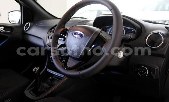 Sayi Na hannu Ford Flex White Mota in Maseru a Maseru Sayi Na hannu Ford Flex White Mota in Maseru a Maseru