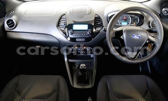 Sayi Na hannu Ford Flex White Mota in Maseru a Maseru Sayi Na hannu Ford Flex White Mota in Maseru a Maseru