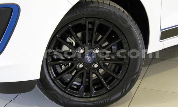 Sayi Na hannu Ford Flex White Mota in Maseru a Maseru Sayi Na hannu Ford Flex White Mota in Maseru a Maseru