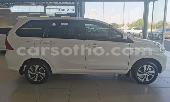 Buy Used Toyota Avanza White Car in Hlotse in Leribe Buy Used Toyota Avanza White Car in Hlotse in Leribe