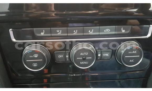 Acheter Occasion Voiture Volkswagen Golf R Blanc à Hlotse, Leribe Acheter Occasion Voiture Volkswagen Golf R Blanc à Hlotse, Leribe