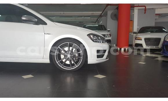 Acheter Occasion Voiture Volkswagen Golf R Blanc à Hlotse, Leribe Acheter Occasion Voiture Volkswagen Golf R Blanc à Hlotse, Leribe