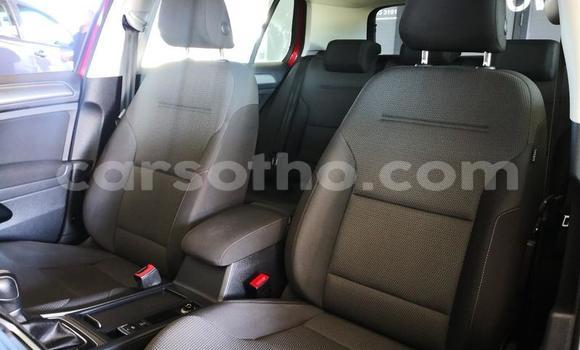 اشتري مستعمل Volkswagen Golf Red سيارة في Hlotse في Leribe اشتري مستعمل Volkswagen Golf Red سيارة في Hlotse في Leribe