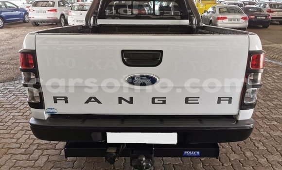 اشتري مستعمل Ford Ranger White سيارة في Hlotse في Leribe اشتري مستعمل Ford Ranger White سيارة في Hlotse في Leribe