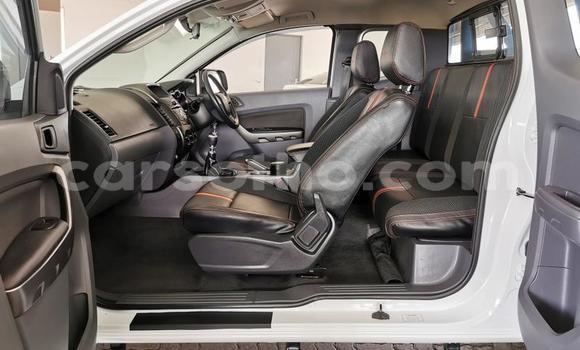 اشتري مستعمل Ford Ranger White سيارة في Hlotse في Leribe اشتري مستعمل Ford Ranger White سيارة في Hlotse في Leribe