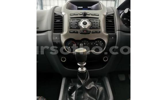 اشتري مستعمل Ford Ranger White سيارة في Hlotse في Leribe اشتري مستعمل Ford Ranger White سيارة في Hlotse في Leribe