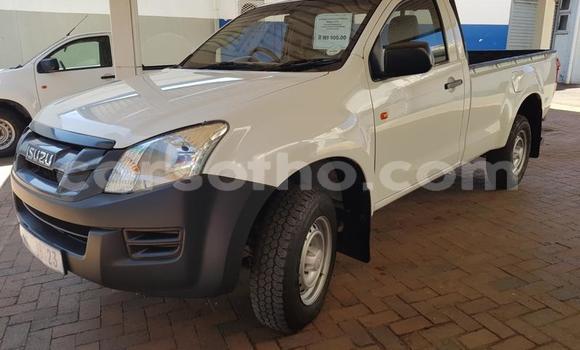 Buy Used Isuzu KB White Car in Maseru in Maseru Buy Used Isuzu KB White Car in Maseru in Maseru