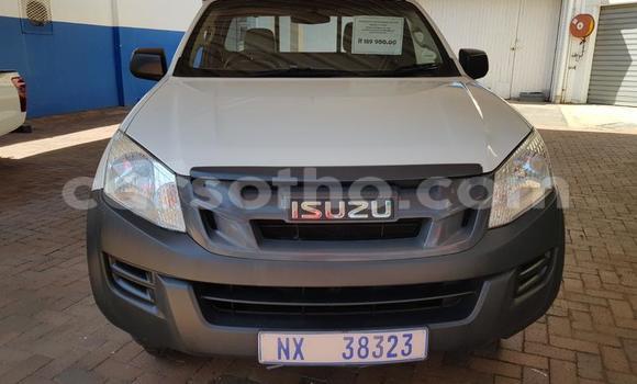 Buy Used Isuzu KB White Car in Maseru in Maseru Buy Used Isuzu KB White Car in Maseru in Maseru