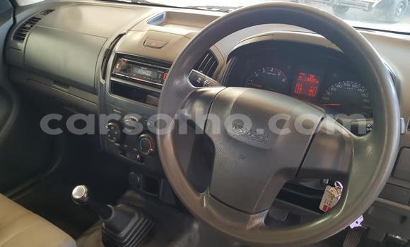 Buy Used Isuzu KB White Car in Maseru in Maseru Buy Used Isuzu KB White Car in Maseru in Maseru