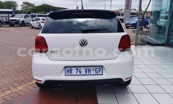 Acheter Occasion Voiture Volkswagen Polo GTI Blanc à Hlotse, Leribe Acheter Occasion Voiture Volkswagen Polo GTI Blanc à Hlotse, Leribe