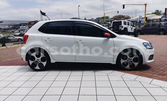 Acheter Occasion Voiture Volkswagen Polo GTI Blanc à Hlotse, Leribe Acheter Occasion Voiture Volkswagen Polo GTI Blanc à Hlotse, Leribe