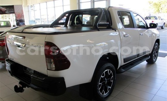 اشتري مستعمل Toyota Hilux White سيارة في Maseru في Maseru اشتري مستعمل Toyota Hilux White سيارة في Maseru في Maseru
