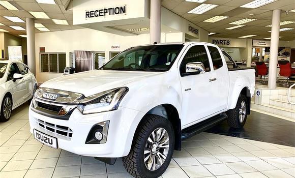 Acheter Occasion Voiture Isuzu D–MAX Blanc à Maseru, Maseru Acheter Occasion Voiture Isuzu D–MAX Blanc à Maseru, Maseru