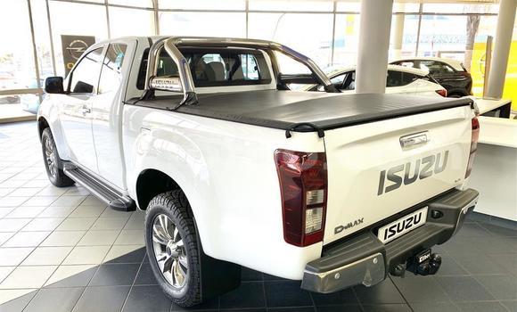 Acheter Occasion Voiture Isuzu D–MAX Blanc à Maseru, Maseru Acheter Occasion Voiture Isuzu D–MAX Blanc à Maseru, Maseru