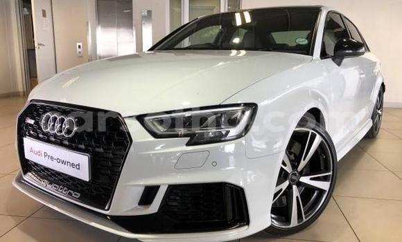 Sayi Na hannu Audi RS3 White Mota in Butha–Buthe a Thaba-Tseka Sayi Na hannu Audi RS3 White Mota in Butha–Buthe a Thaba-Tseka