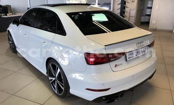 Sayi Na hannu Audi RS3 White Mota in Butha–Buthe a Thaba-Tseka Sayi Na hannu Audi RS3 White Mota in Butha–Buthe a Thaba-Tseka