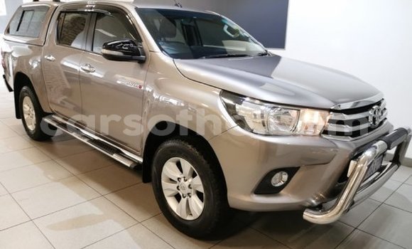 اشتري مستعمل Toyota Hilux Beige سيارة في Butha–Buthe في Thaba-Tseka اشتري مستعمل Toyota Hilux Beige سيارة في Butha–Buthe في Thaba-Tseka