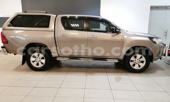 اشتري مستعمل Toyota Hilux Beige سيارة في Butha–Buthe في Thaba-Tseka اشتري مستعمل Toyota Hilux Beige سيارة في Butha–Buthe في Thaba-Tseka