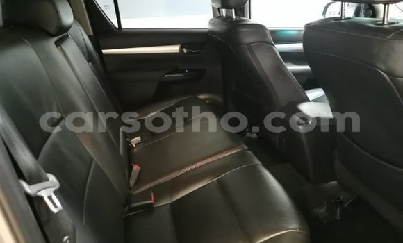 اشتري مستعمل Toyota Hilux Beige سيارة في Butha–Buthe في Thaba-Tseka اشتري مستعمل Toyota Hilux Beige سيارة في Butha–Buthe في Thaba-Tseka
