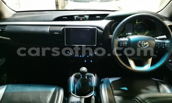 اشتري مستعمل Toyota Hilux Beige سيارة في Butha–Buthe في Thaba-Tseka اشتري مستعمل Toyota Hilux Beige سيارة في Butha–Buthe في Thaba-Tseka