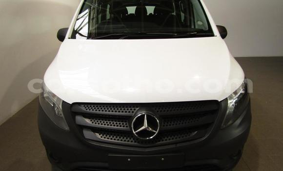 Acheter Occasion Voiture Mercedes-Benz Vito Blanc à Maseru, Maseru Acheter Occasion Voiture Mercedes-Benz Vito Blanc à Maseru, Maseru