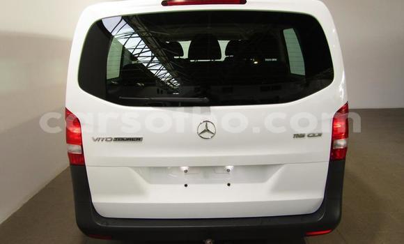 Acheter Occasion Voiture Mercedes-Benz Vito Blanc à Maseru, Maseru Acheter Occasion Voiture Mercedes-Benz Vito Blanc à Maseru, Maseru