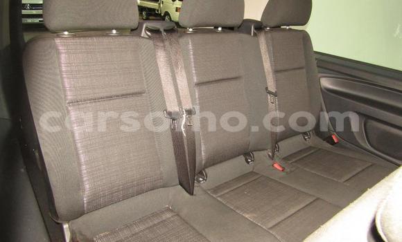 Acheter Occasion Voiture Mercedes-Benz Vito Blanc à Maseru, Maseru Acheter Occasion Voiture Mercedes-Benz Vito Blanc à Maseru, Maseru