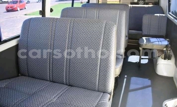 Buy Used Toyota Hiace White Car in Maseru in Maseru Buy Used Toyota Hiace White Car in Maseru in Maseru