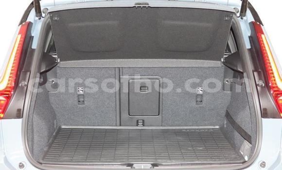 Sayi Na hannu Volvo XC40 White Mota in Maseru a Maseru Sayi Na hannu Volvo XC40 White Mota in Maseru a Maseru