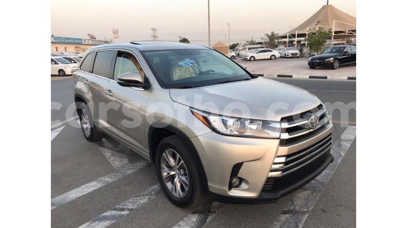 Big with watermark toyota highlander maseru import dubai 13615