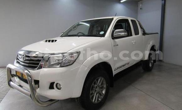اشتري مستعمل Toyota Hilux White سيارة في Maseru في Maseru اشتري مستعمل Toyota Hilux White سيارة في Maseru في Maseru