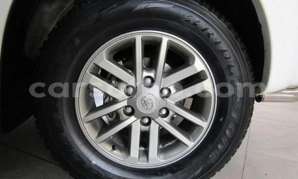 اشتري مستعمل Toyota Hilux White سيارة في Maseru في Maseru اشتري مستعمل Toyota Hilux White سيارة في Maseru في Maseru