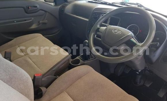 اشتري مستعمل Hyundai H200 White سيارة في Maseru في Maseru اشتري مستعمل Hyundai H200 White سيارة في Maseru في Maseru