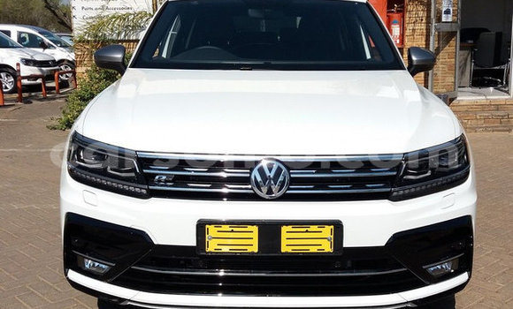 اشتري مستعمل Volkswagen Tiguan White سيارة في Maseru في Maseru اشتري مستعمل Volkswagen Tiguan White سيارة في Maseru في Maseru