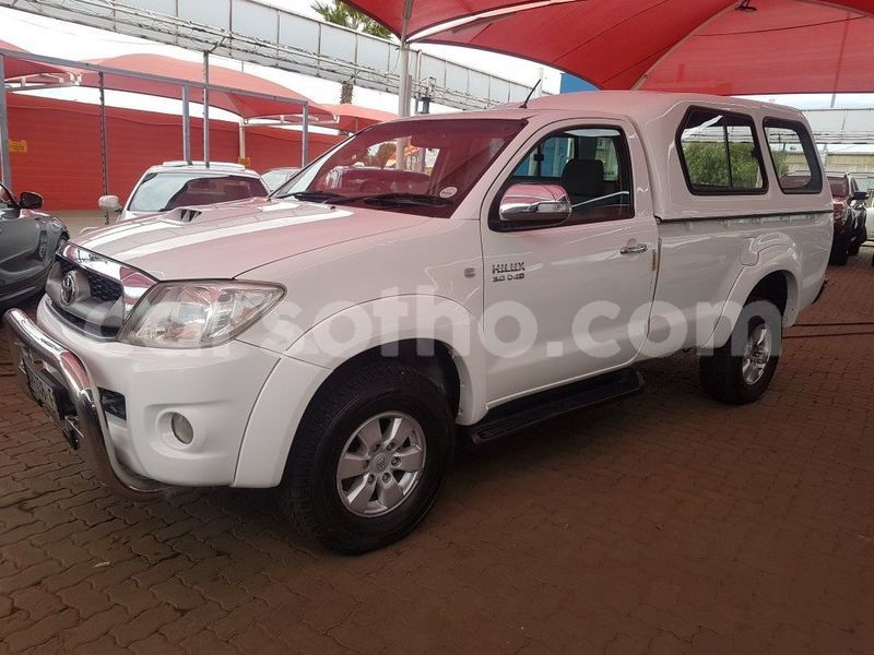 Big with watermark toyota hilux leribe peka 13639